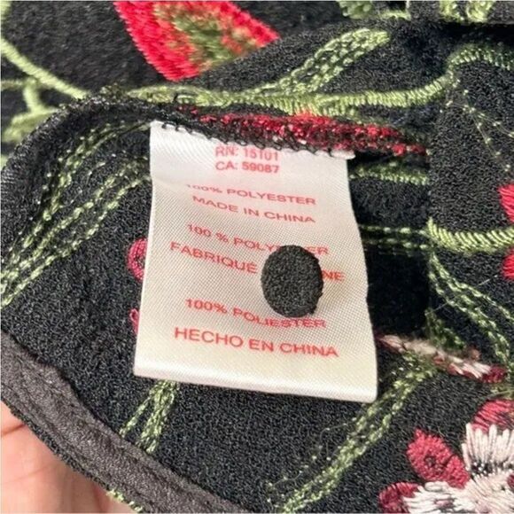 NWT RED CARTER EMBROIDERED FLORAL BLOUSE - Picture 7 of 10